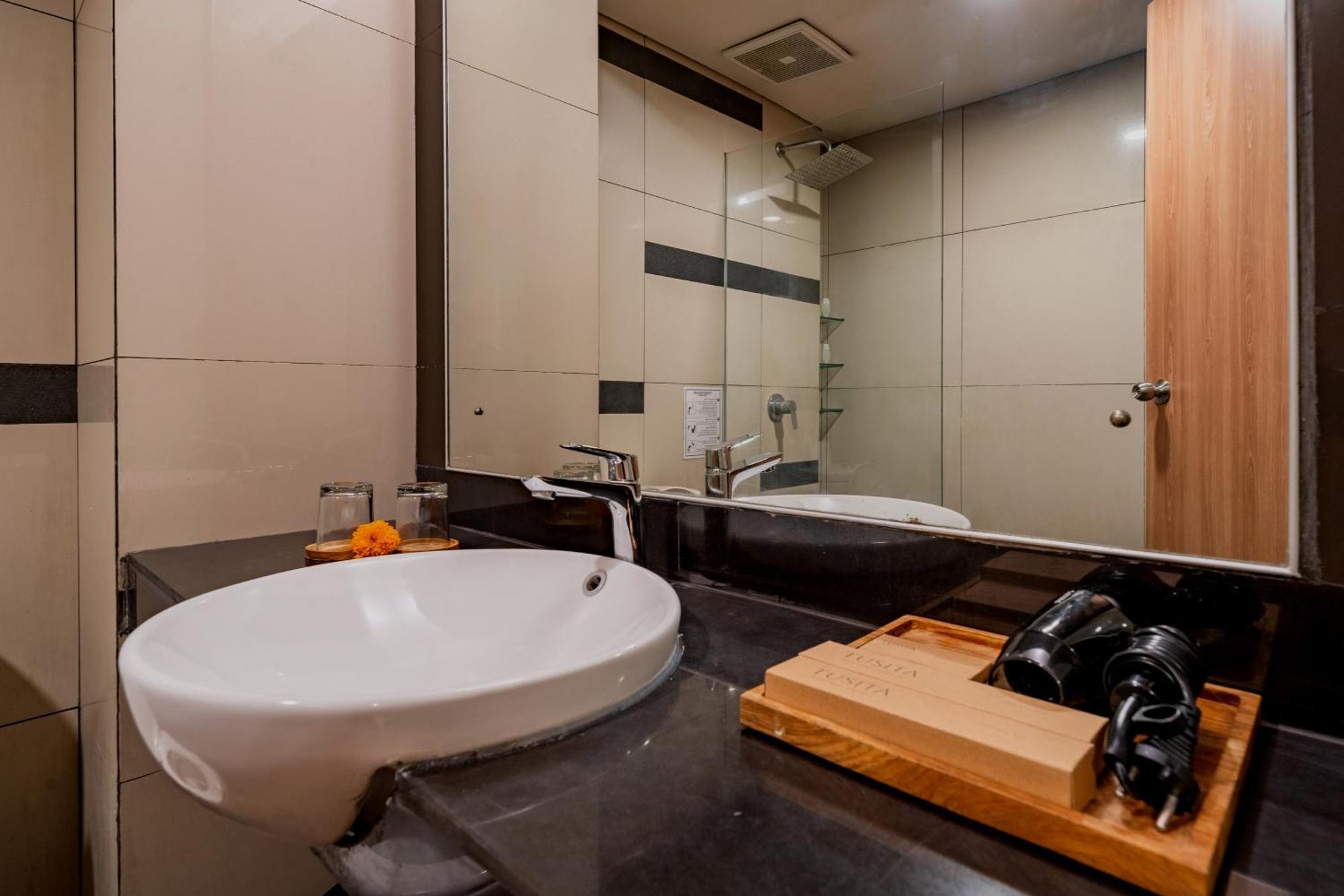 Tusita Boutique Hotel Кута Экстерьер фото